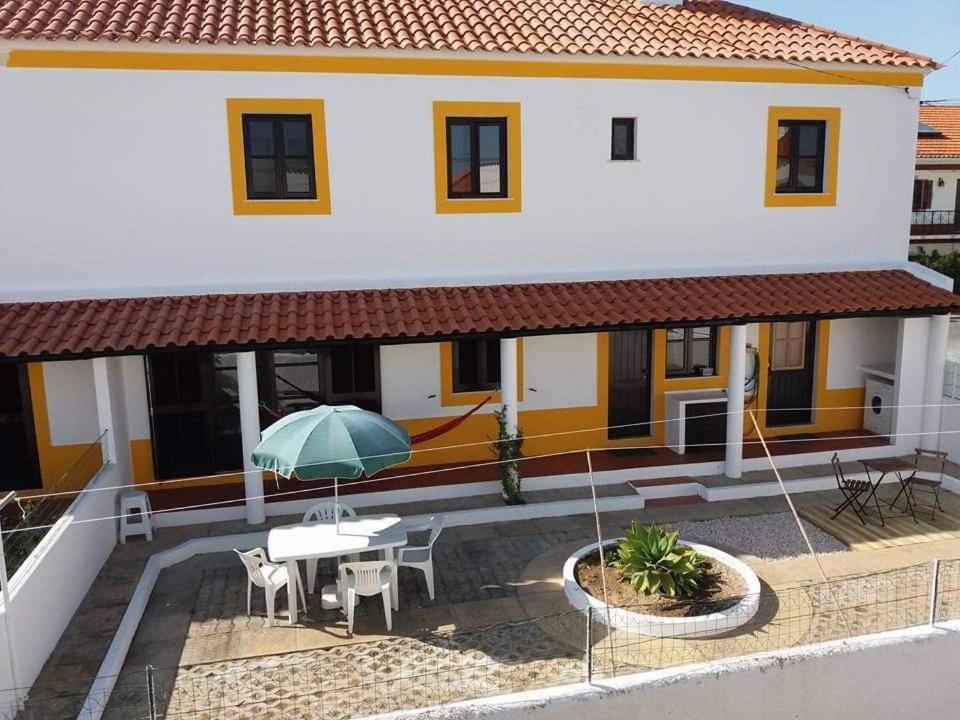 Alojamentos Vitinho 3 For Walkers Vila Nova de Milfontes Exterior photo